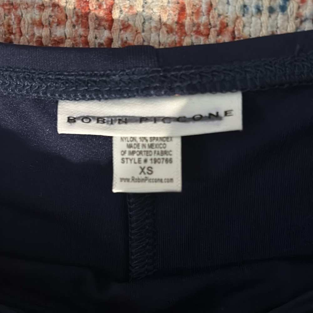 Robin Piccone Lily Twist Bikini Bottoms in Navy SZ XS NWOT - Picture 6 of 6